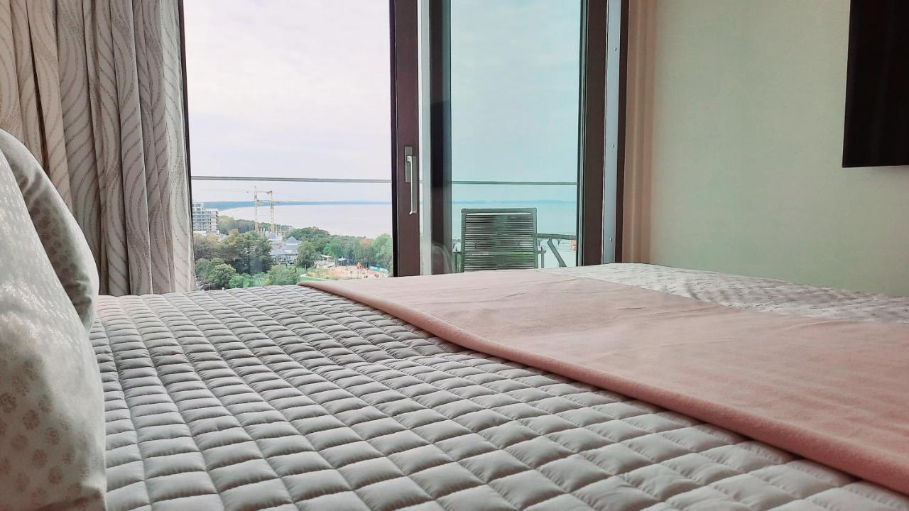 Komfortable strandnahe Ferienwohnung mit Terrasse und Meerblick in 10ter Etage Misdroy Exterior foto