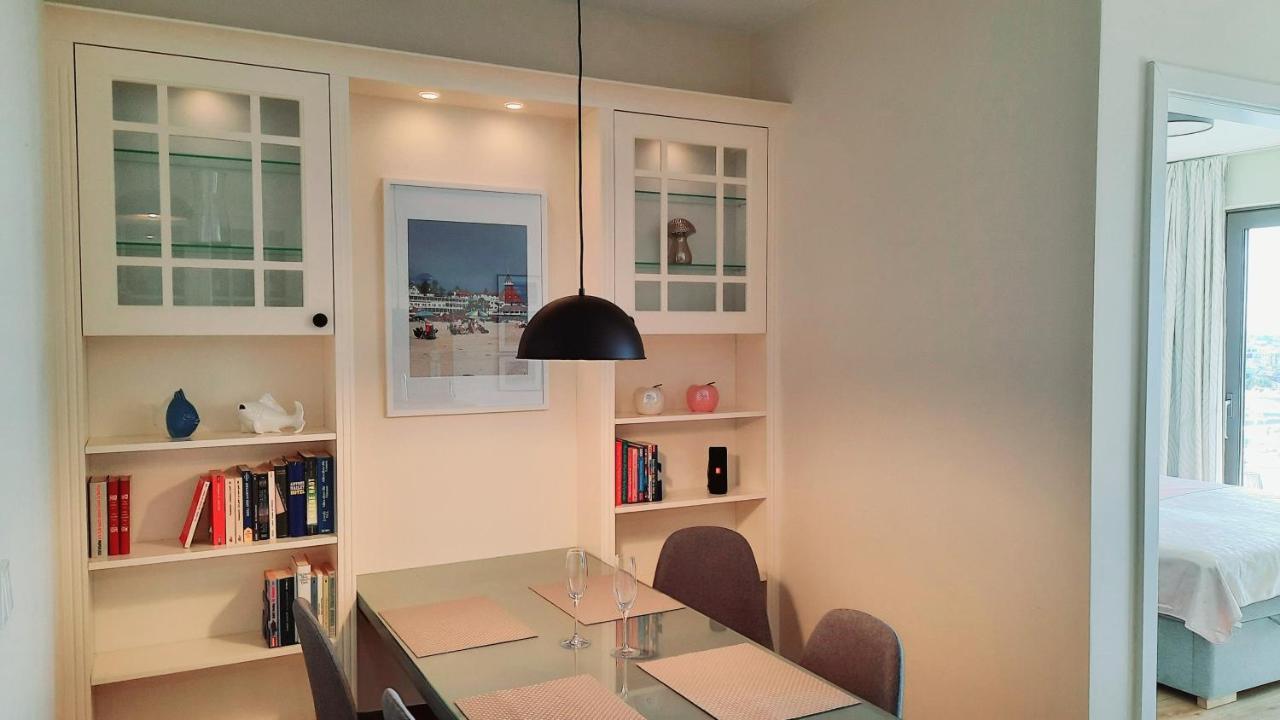 Komfortable strandnahe Ferienwohnung mit Terrasse und Meerblick in 10ter Etage Misdroy Exterior foto