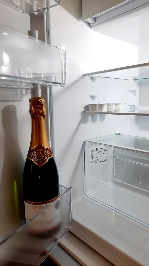 Komfortable strandnahe Ferienwohnung mit Terrasse und Meerblick in 10ter Etage Misdroy Exterior foto