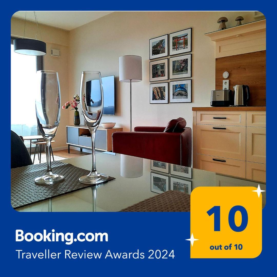 Komfortable strandnahe Ferienwohnung mit Terrasse und Meerblick in 10ter Etage Misdroy Exterior foto